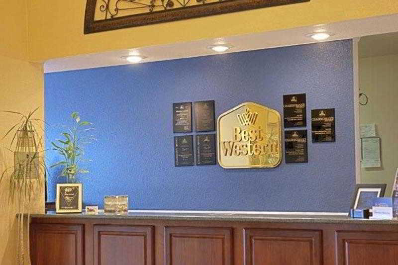 Best Western Sherwood Inn & Suites North Little Rock Interior photo