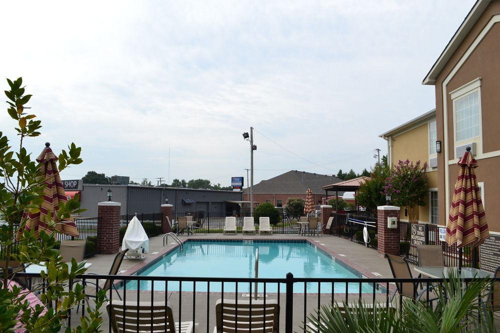 Best Western Sherwood Inn & Suites North Little Rock Exterior photo